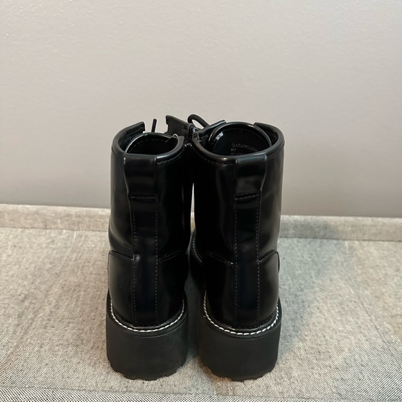 Booties - Picture 3 of 5